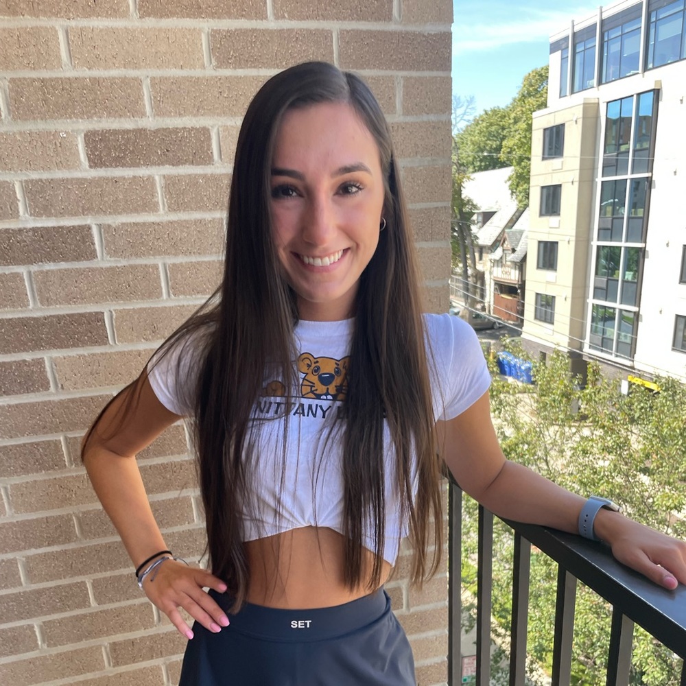 Meet your Posher, Alexis